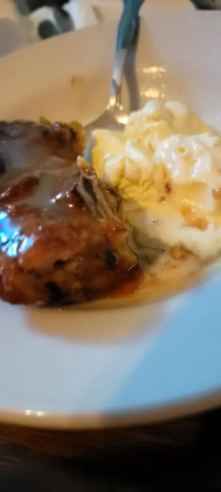 Bread Pudding Ala Mode